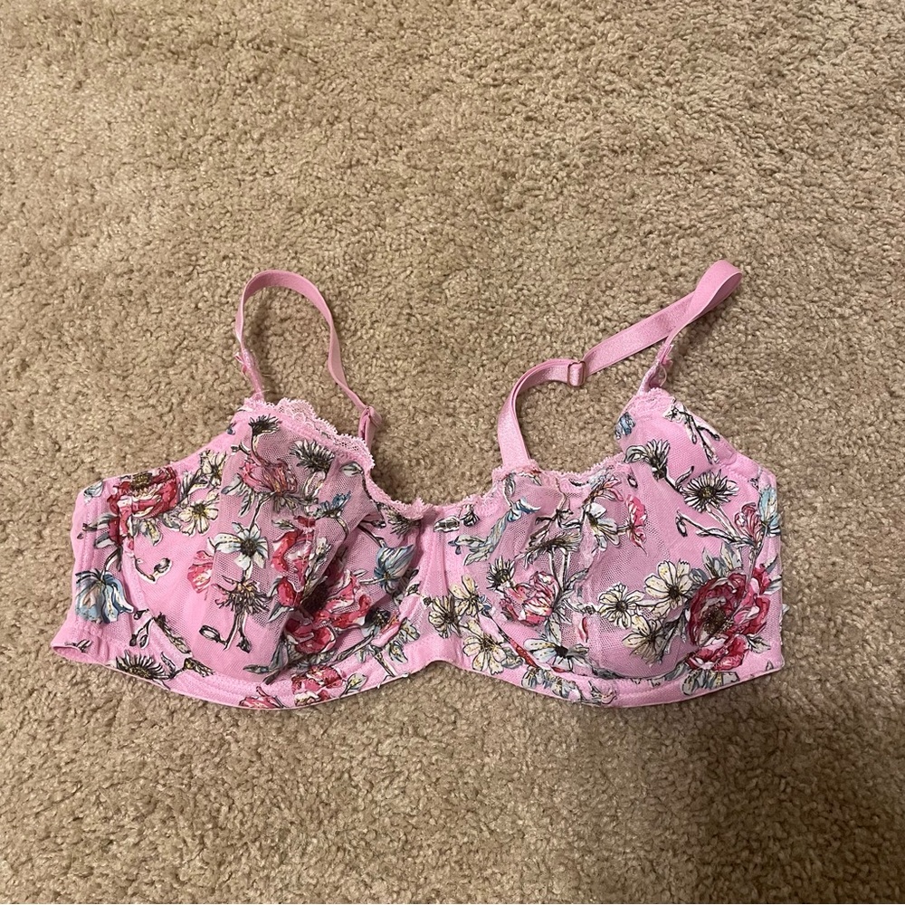 Victoria's Secret Pink Floral Bra